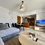 Paradise Apartment *