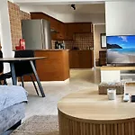 Apartment Paradise *